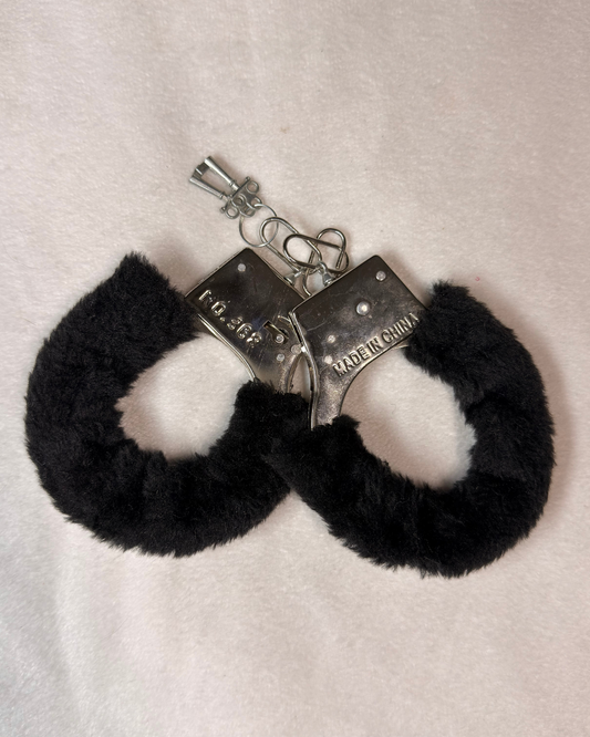 X - Fuzzy Love Cuffs