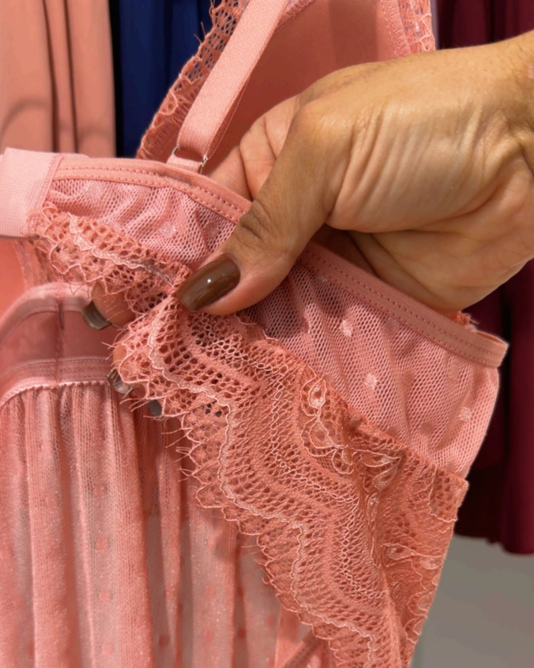 Queen’s Secret – Soft Tulle & Lace Set